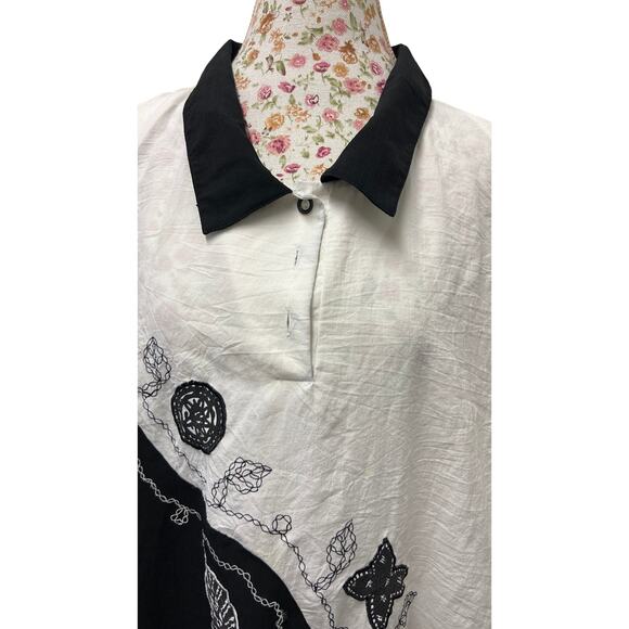 ⚫⚪ Koret 5X Black & White Embroidered Top – Oversized Batwing Artsy Blouse - Picture 2 of 4